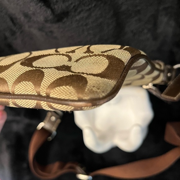 Coach Crossbody bag 6/10 - Picture 4 of 5
